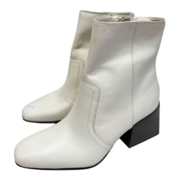 Blondo Boots Salome Ivory Leather Waterproof Block Heel Ankle Booties Size 6.5 - Picture 1 of 9